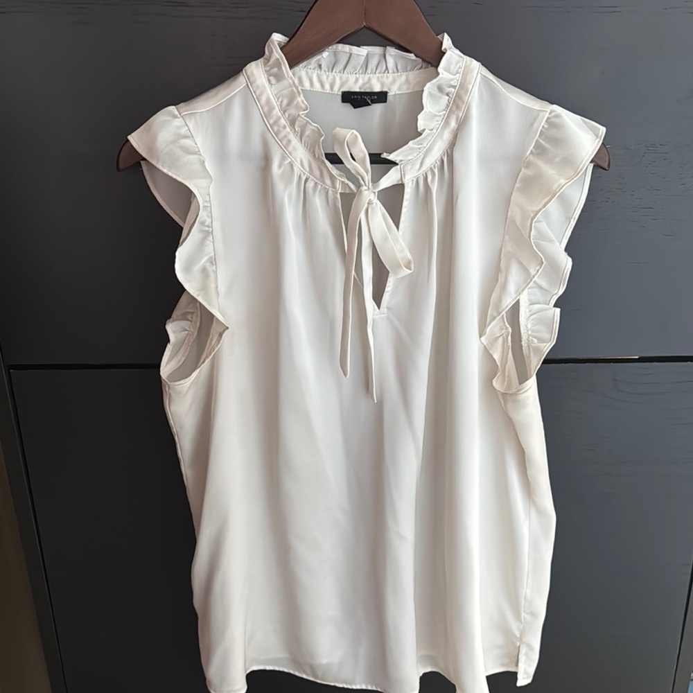 Ann Taylor Factory Sleeveless Cream Ruffled Blouse